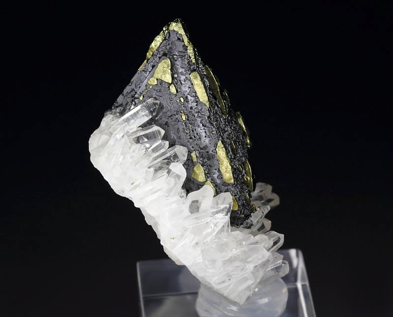 SPHALERITE octahedron, CHALCOPYRITE, QUARTZ