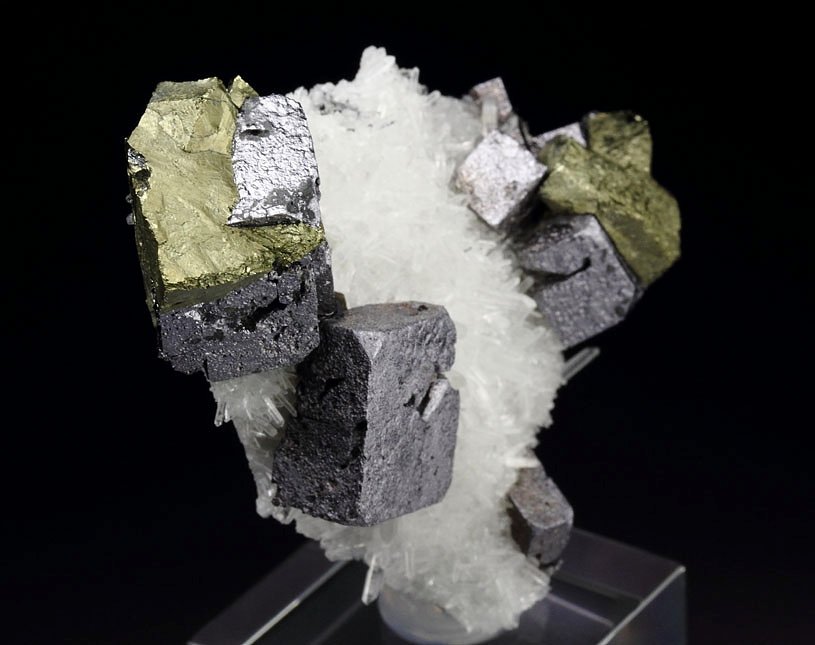 GALENA, CHALCOPYRITE, QUARTZ