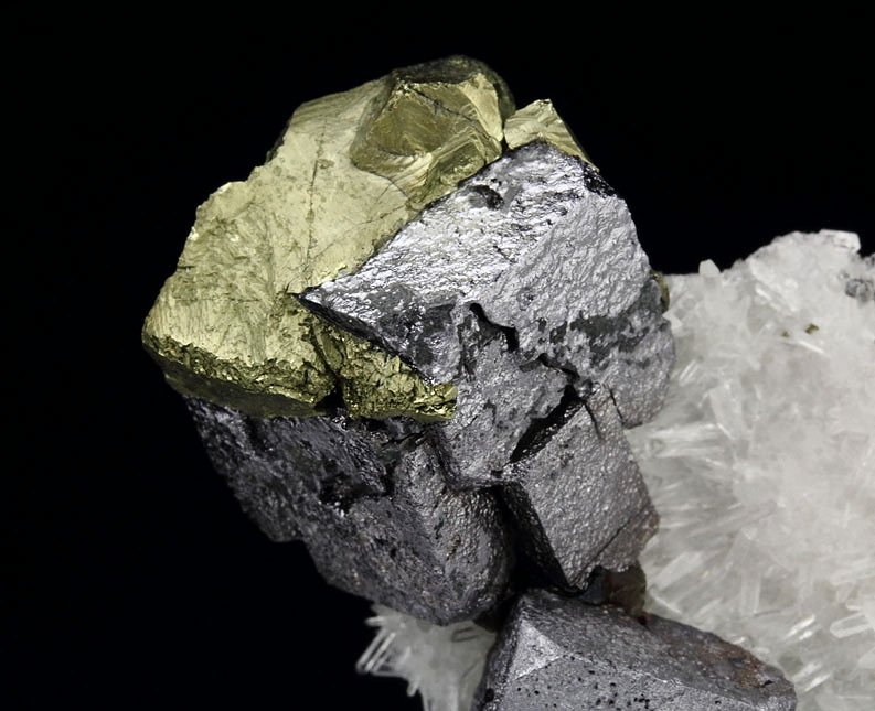 GALENA, CHALCOPYRITE, QUARTZ