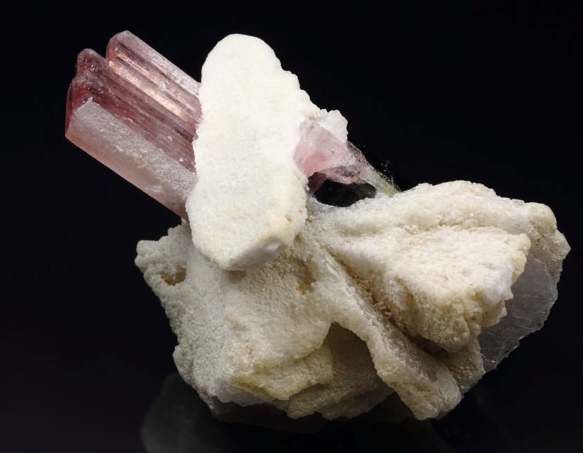 gem bi-terminated TOURMALINE var. ELBAITE multicolor, ALBITE 