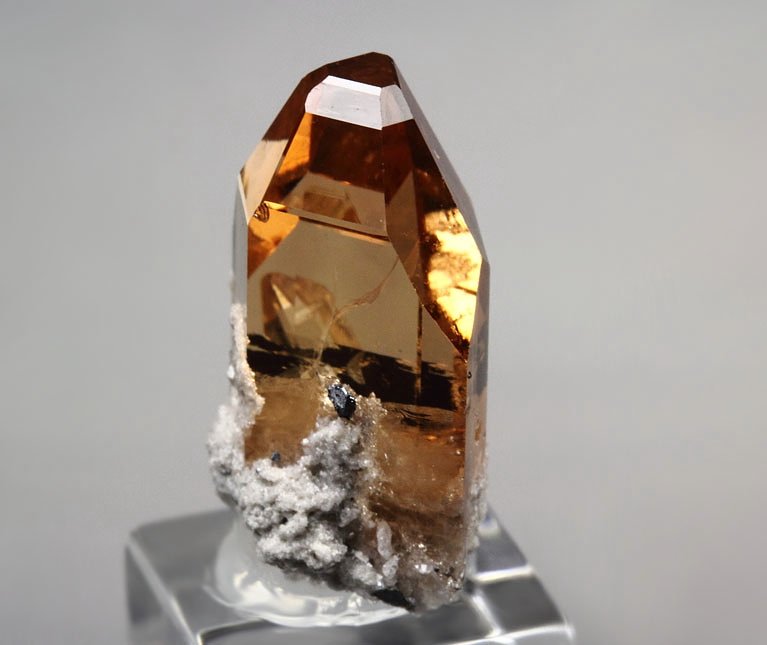 gem TOPAZ