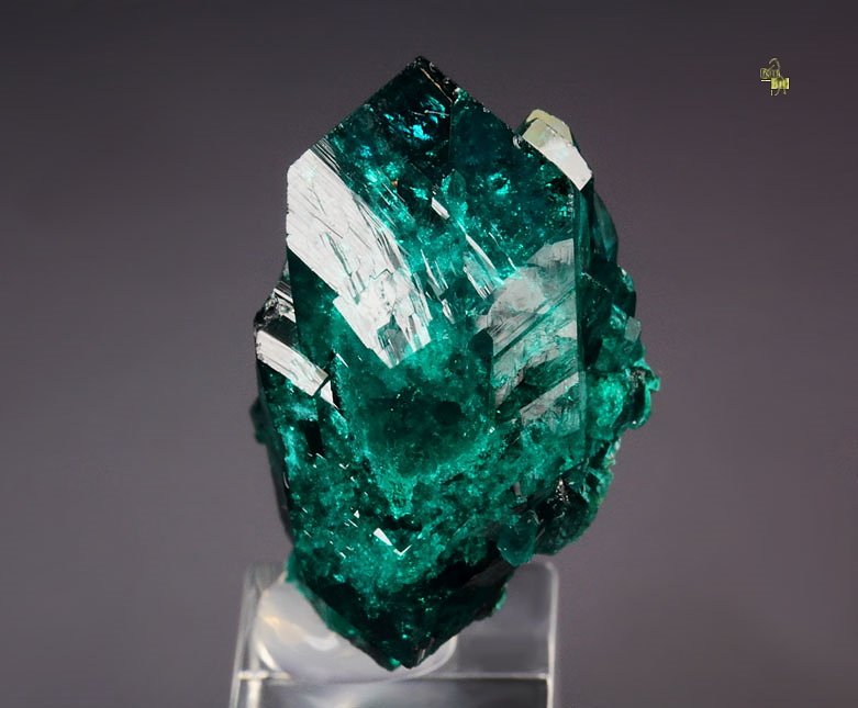 gem DIOPTASE  bi-terminated