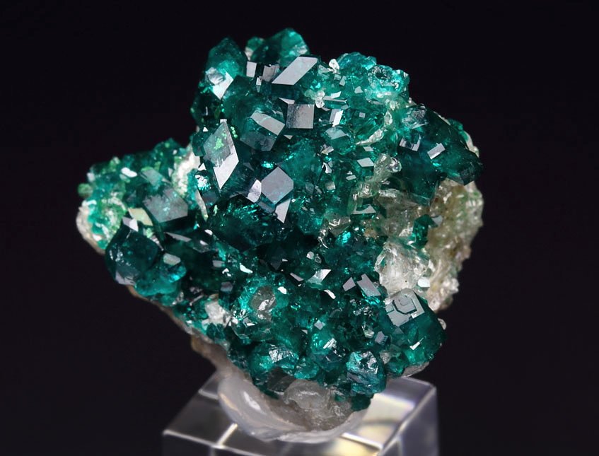 gem DIOPTASE, CALCITE