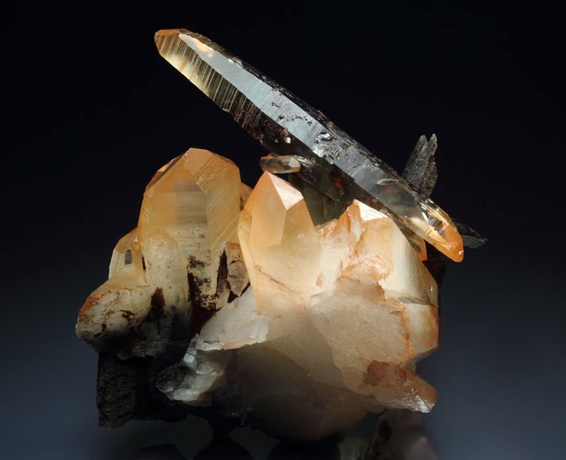 new find - bi-terminated QUARTZ with HEMATITE inclusions