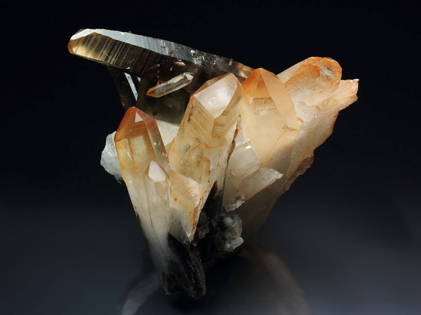 new find - bi-terminated QUARTZ with HEMATITE inclusions