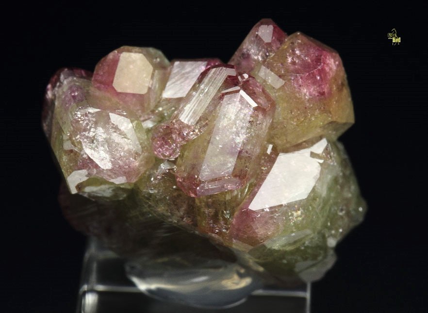 gem VESUVIANITE with RASPBERRY CAPS 