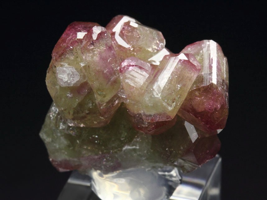 gem VESUVIANITE with RASPBERRY CAPS 