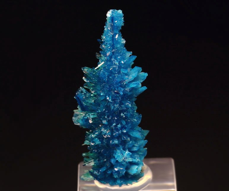 PENTAGONITE, CALCITE
