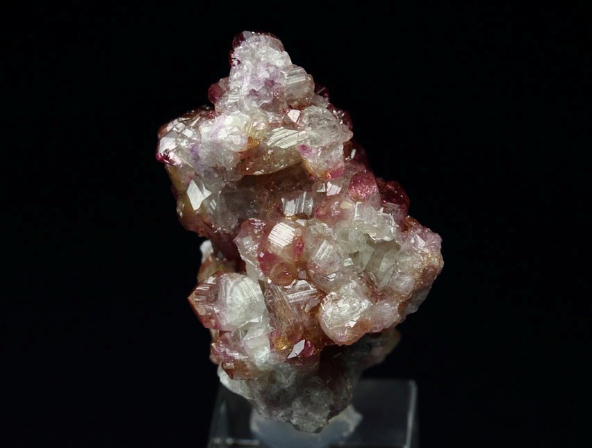 gemmy VESUVIANITE with RASPBERRY CAPS 