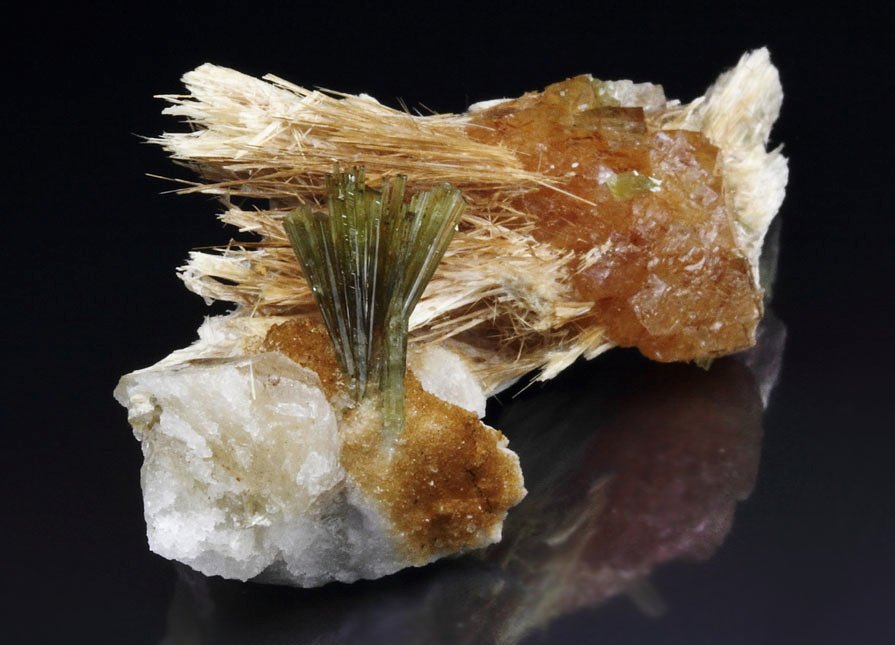 PECTOLITE, APOPHYLLITE, DIOPSIDE