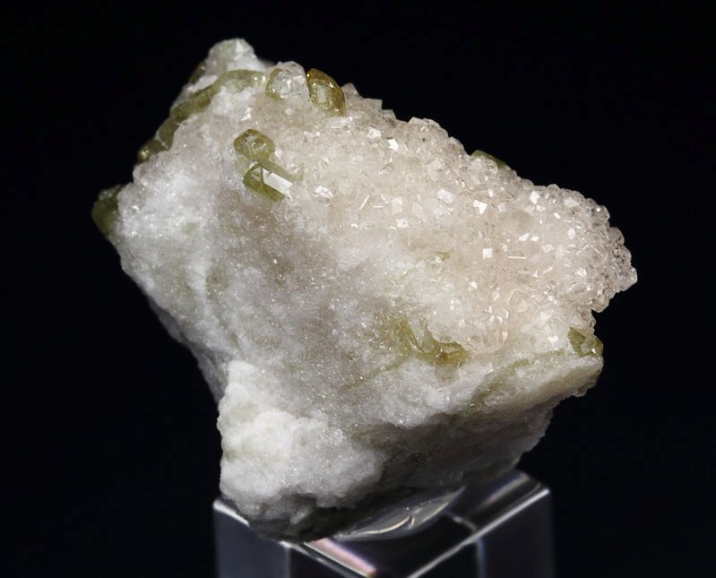 VESUVIANITE, gem GARNET var. GROSSULAR