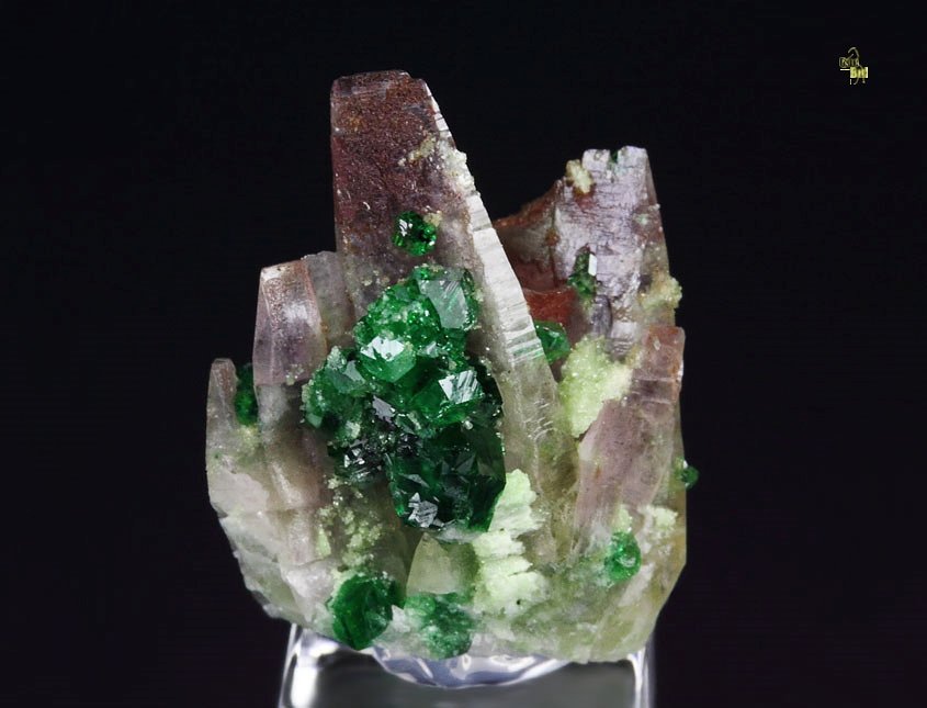 gem GARNET var. GROSSULAR var. CHROMIAN, DIOPSIDE