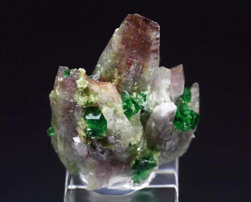 gem GARNET var. GROSSULAR var. CHROMIAN, DIOPSIDE