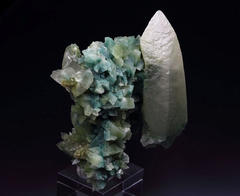 CALCITE, HEULANDITE