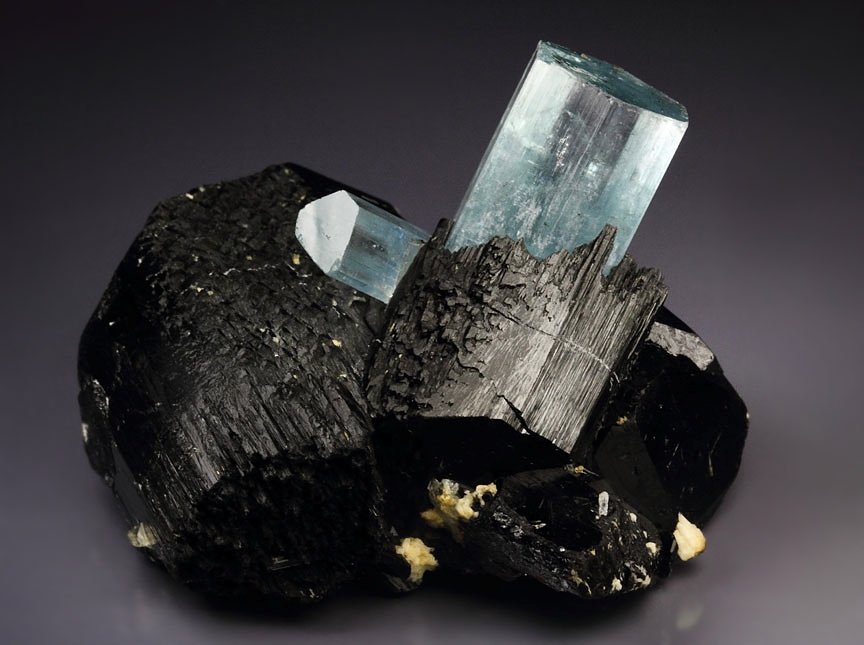 gem BERYL var. AQUAMARINE, TOURMALINE var. SCHORL, MICROCLINE