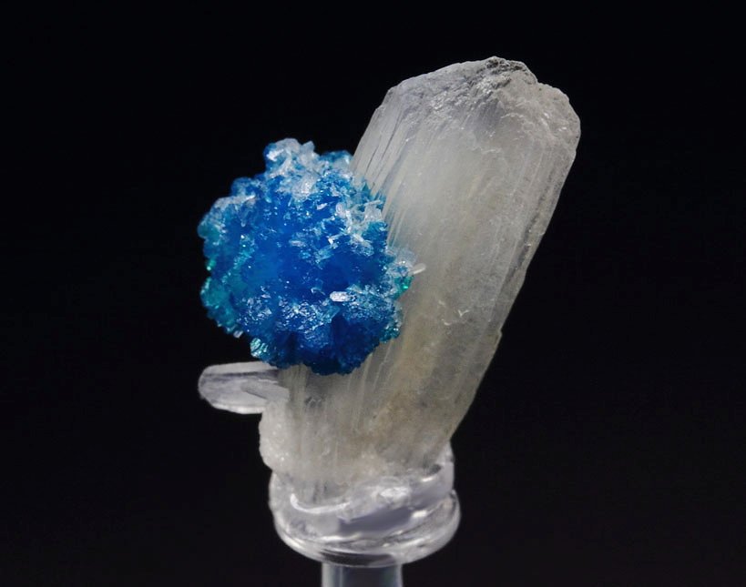 CAVANSITE, STILBITE