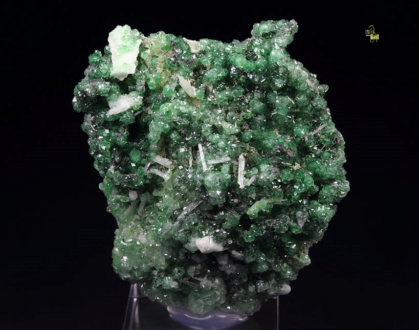 gem GARNET var. GROSSULAR var. CHROMIAN, DIOPSIDE