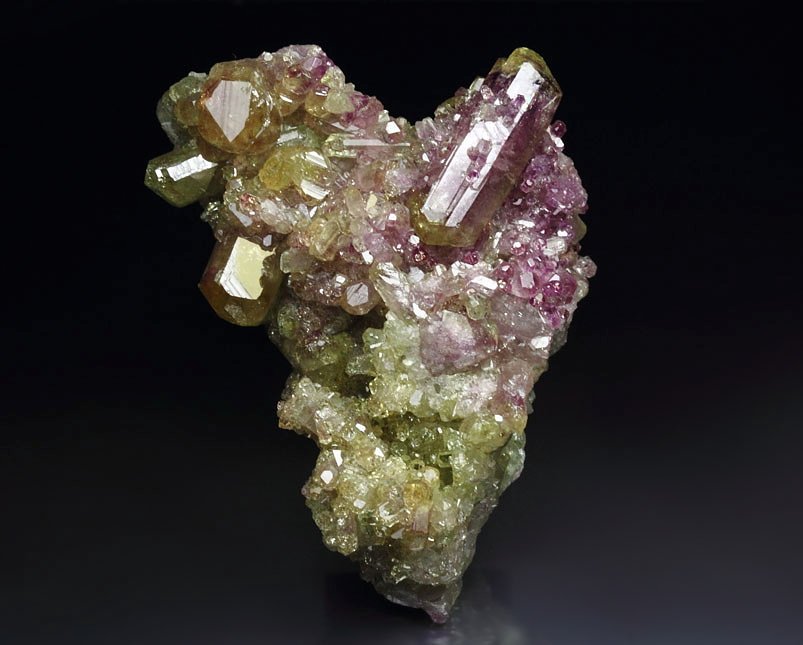 gem bi-terminated VESUVIANITE bi-color