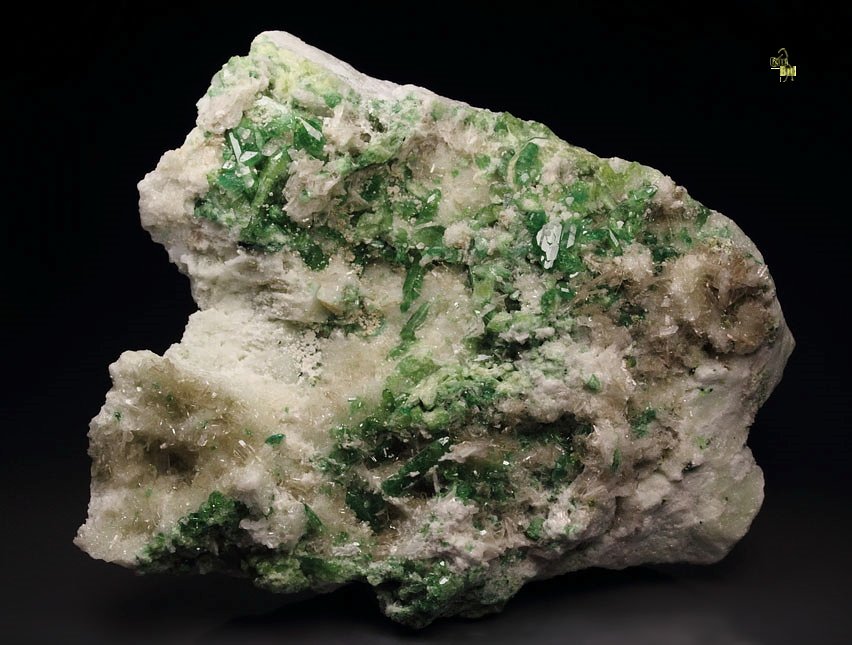 gem VESUVIANITE var. CHROMIAN, DIOPSIDE