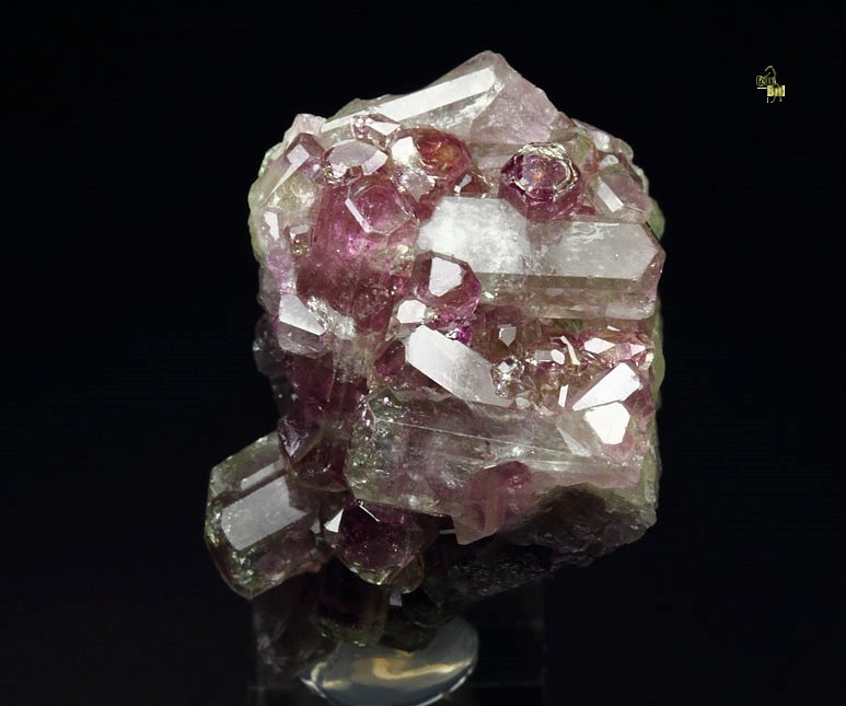 gem VESUVIANITE var. MANGANOAN