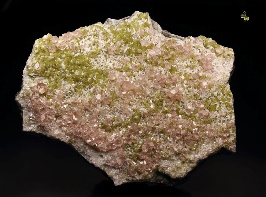 gem PINK GARNET var. GROSSULAR, DIOPSIDE, ALBITE