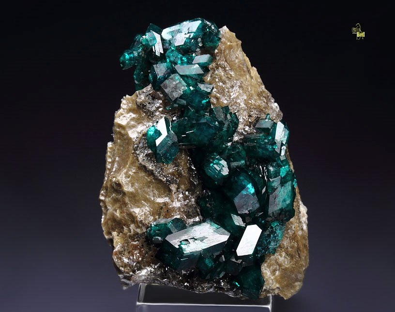 gem DIOPTASE, CALCITE