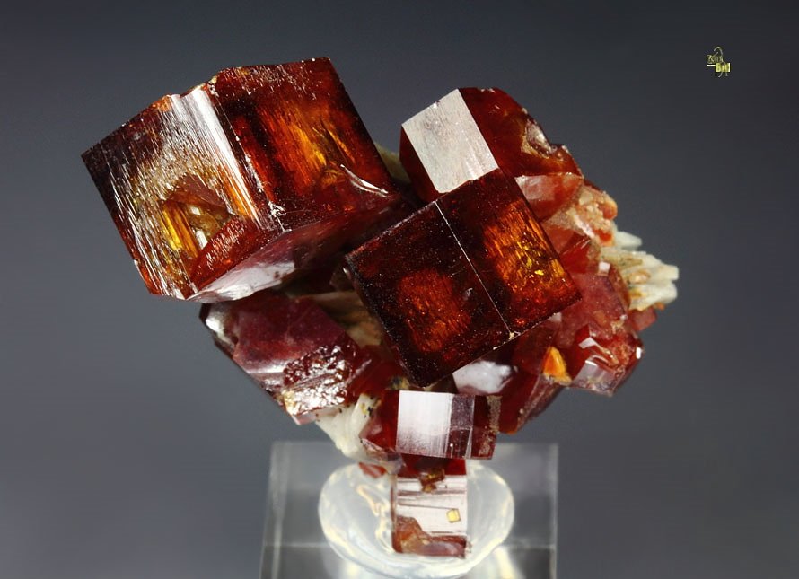 gemmy skeletal VANADINITE, BARYTE