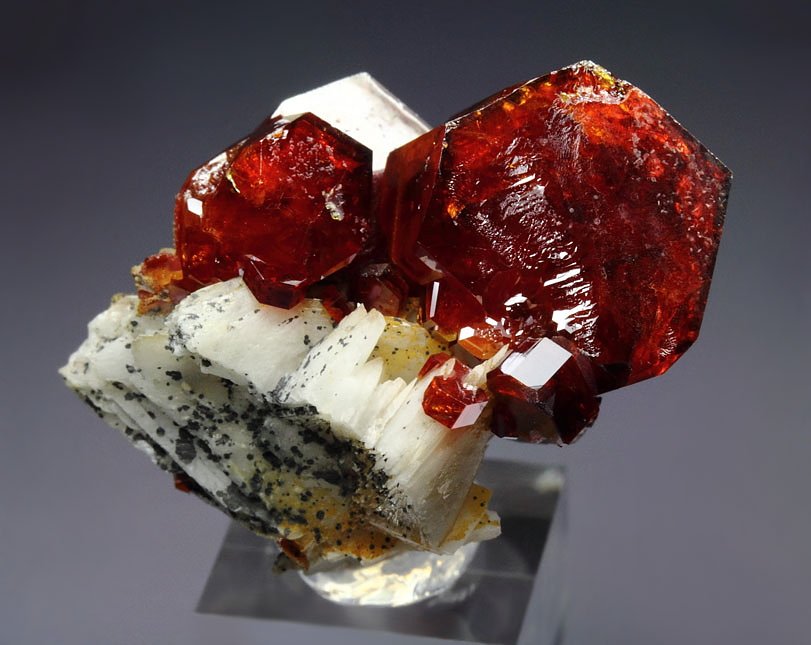 gemmy skeletal VANADINITE, BARYTE