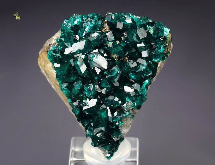 gem DIOPTASE, CALCITE