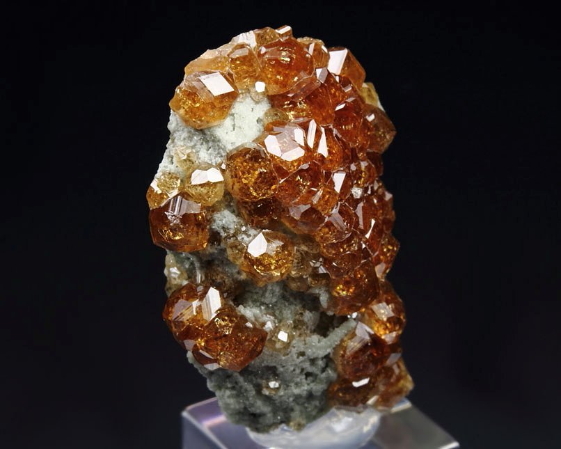 gem GARNET var. GROSSULAR, DIOPSIDE