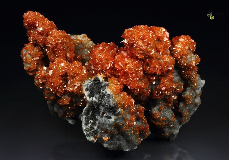 new find - WULFENITE