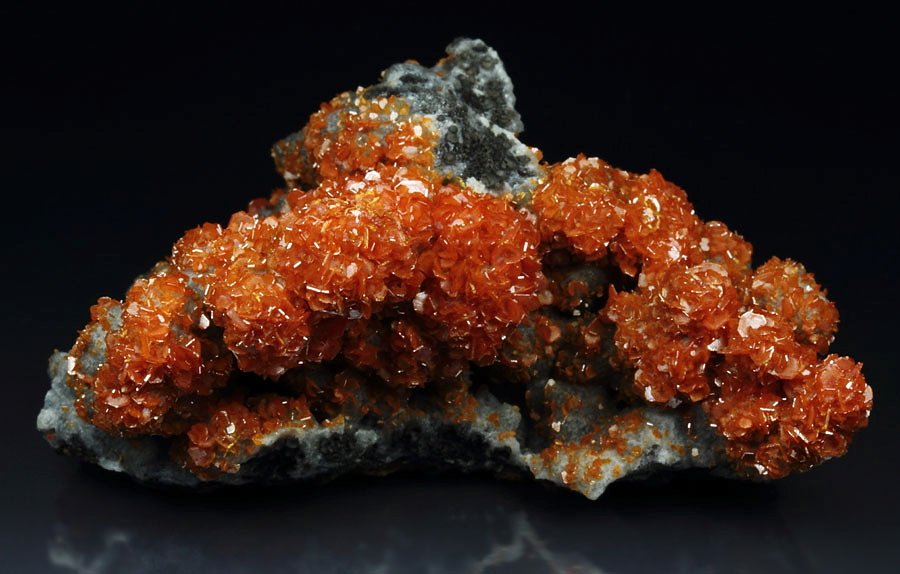 new find - WULFENITE