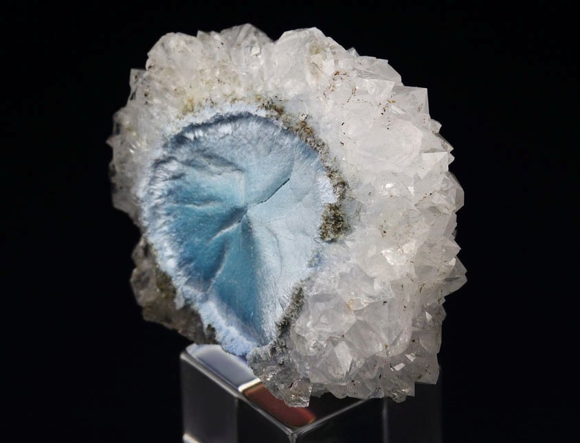 SHATTUCKITE, QUARTZ