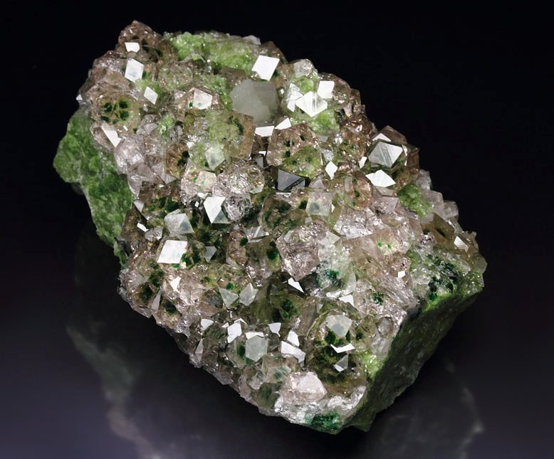 pinkish GEM GARNET var. GROSSULAR with GREEN CHROMIAN PHANTOMS, DIOPSIDE, PREHNITE