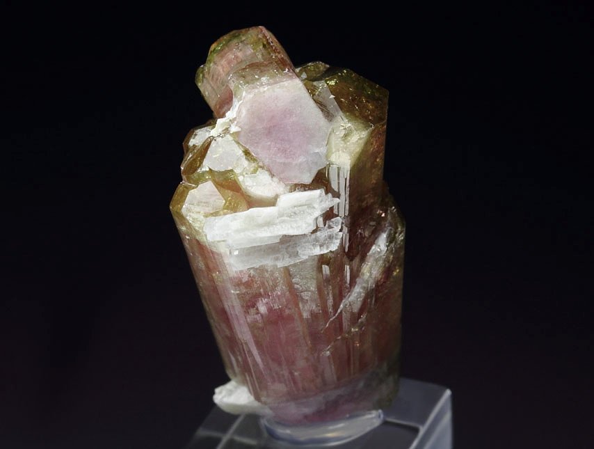 gem TOURMALINE var. ELBAITE, ALBITE