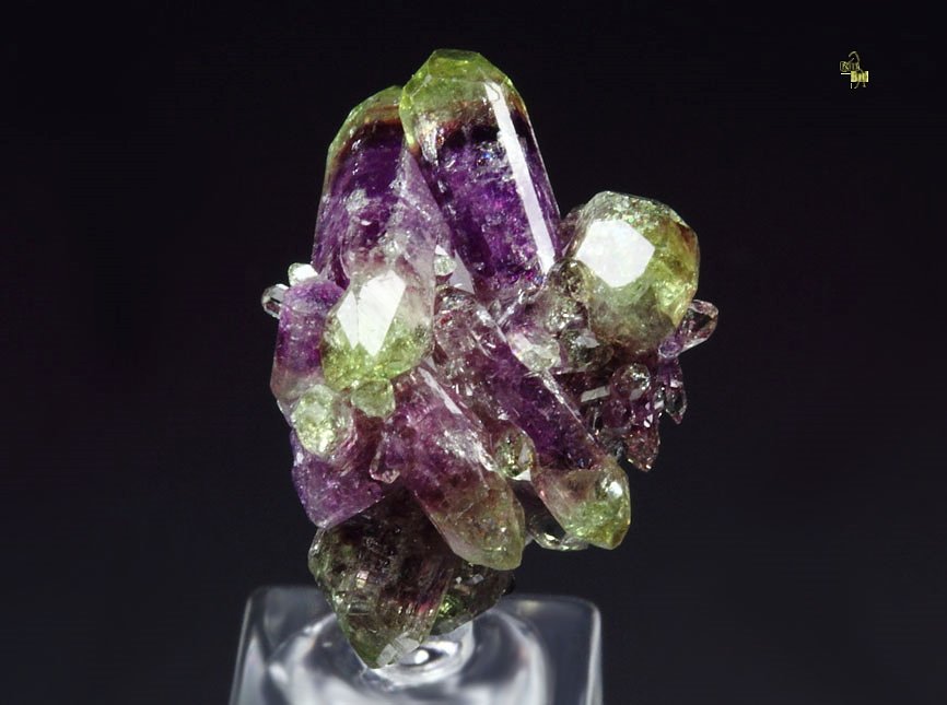 gem bi-terminated VESUVIANITE bi-color