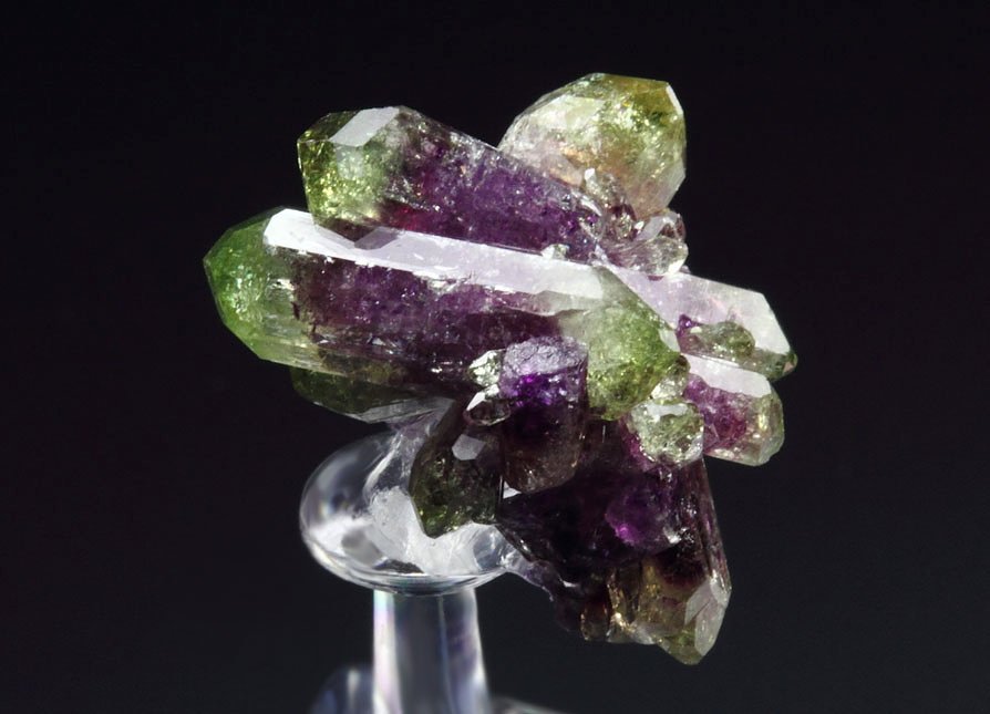 gem bi-terminated VESUVIANITE bi-color