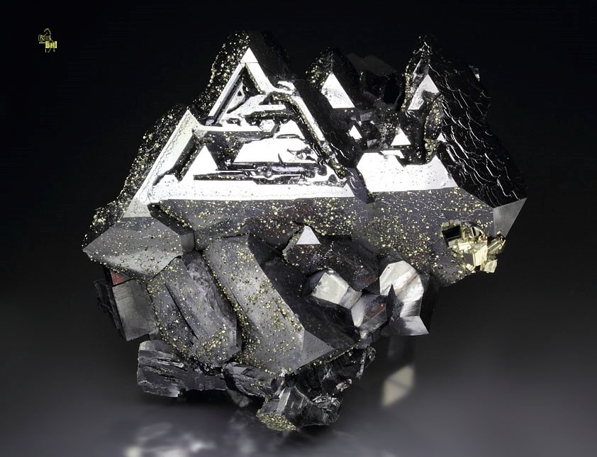 skeletal GALENA, PYRITE