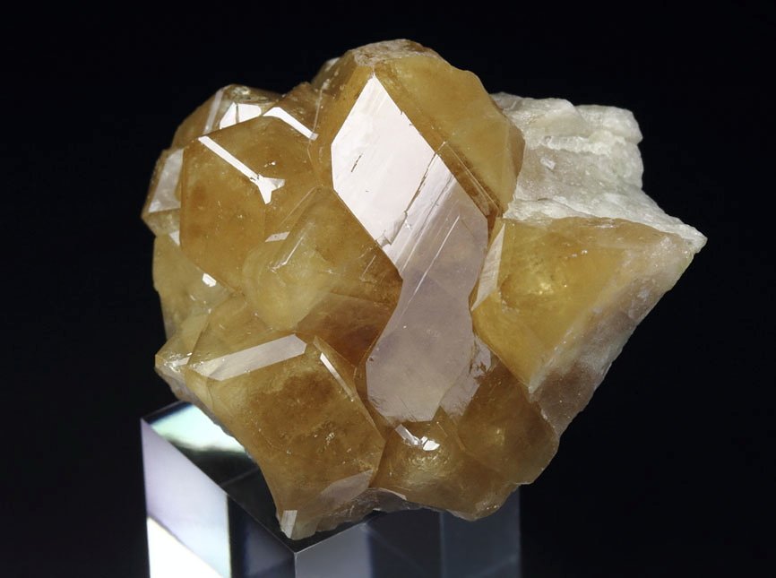 gem sherry GARNET var. GROSSULAR