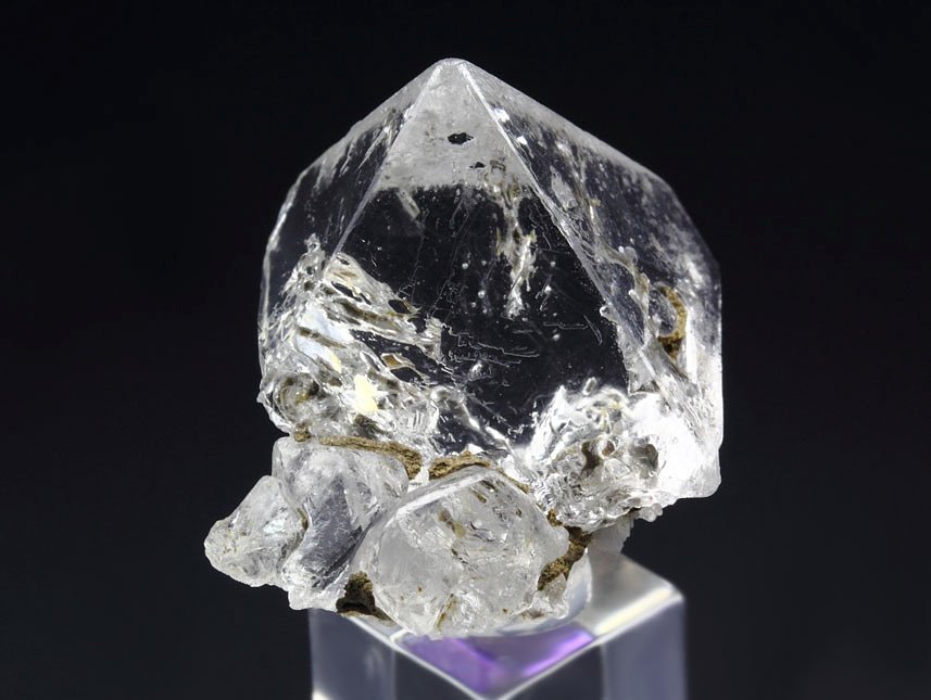 new find - FLUORITE water-clear octahedron