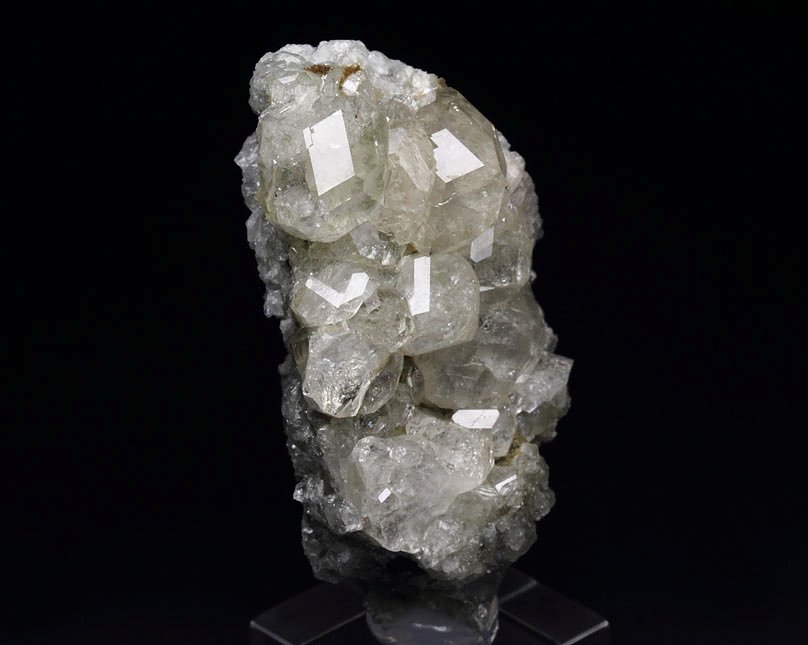 colorless gem GARNET var. GROSSULAR