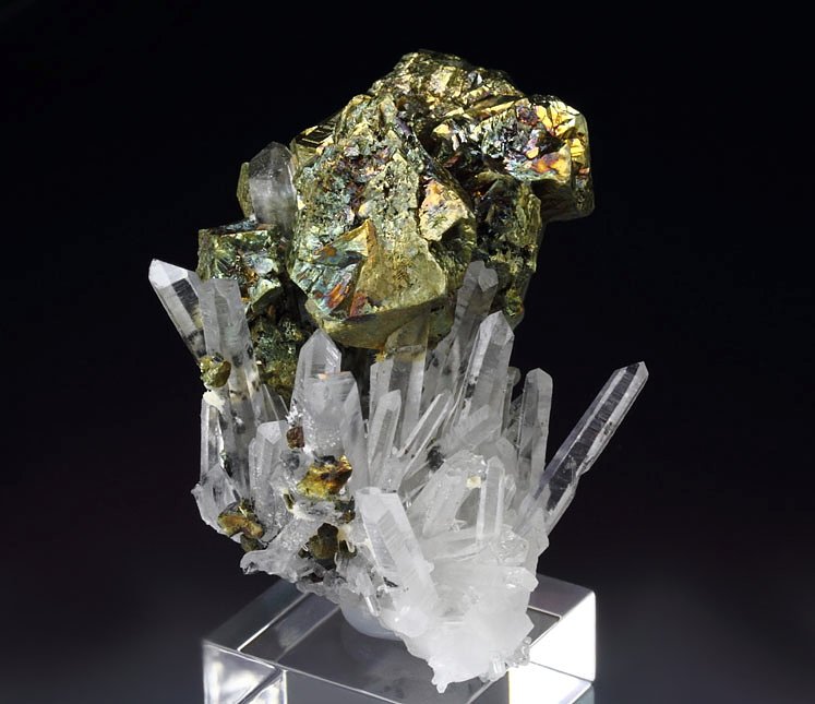 iridescent CHALCOPYRITE, QUARTZ