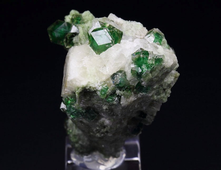 gem GARNET var. GROSSULAR with GREEN CHROMIAN PHANTOMS, PREHNITE