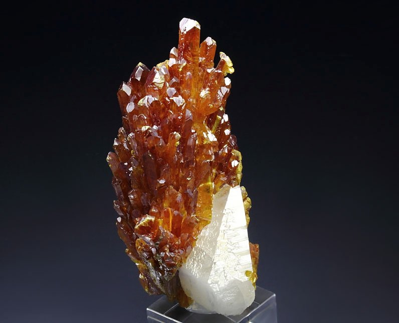 ORPIMENT, CALCITE