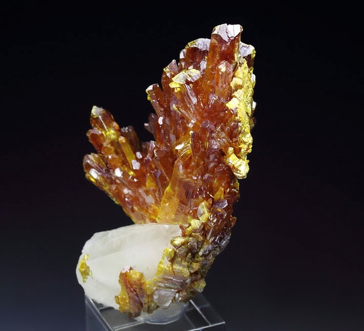 ORPIMENT, CALCITE