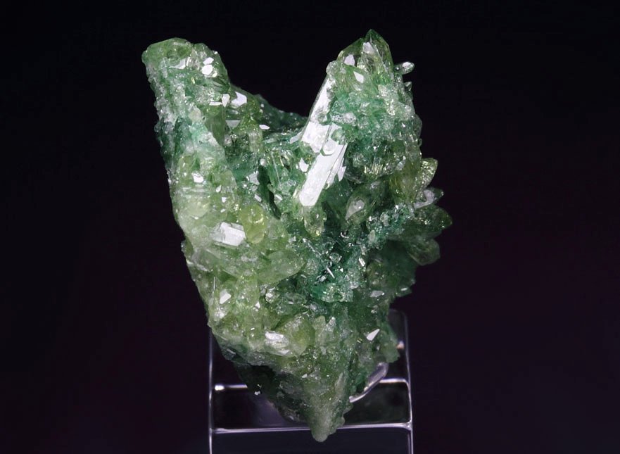 gemmy VESUVIANITE var. CHROMIAN