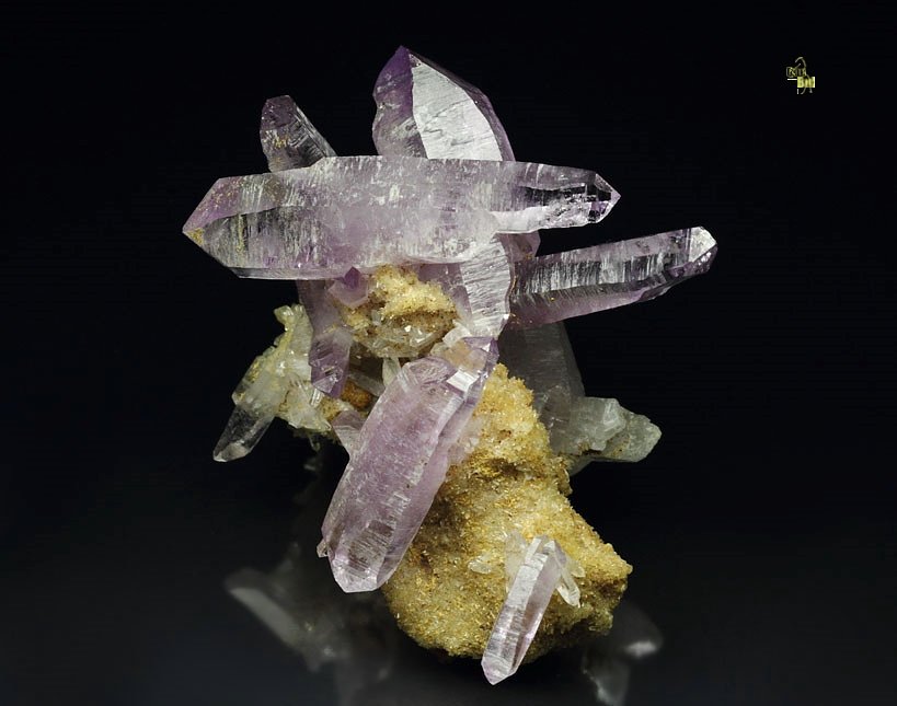 bi-terminated QUARTZ var. AMETHYST