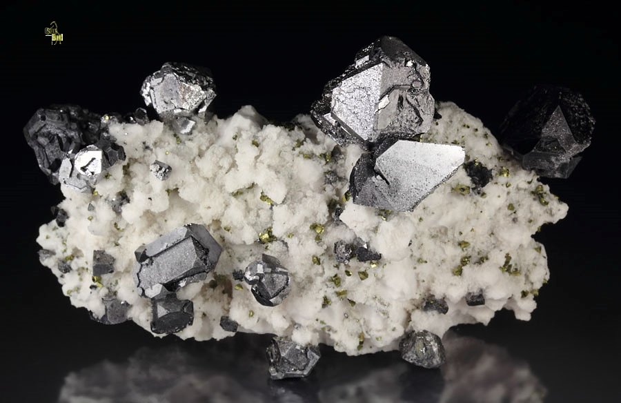 twinned GALENA, CHALCOPYRITE, CALCITE