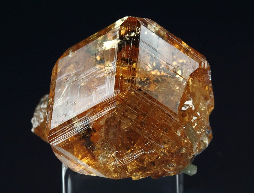 gem GARNET var. GROSSULAR