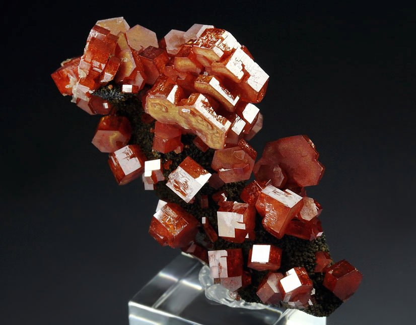 VANADINITE, GOETHITE